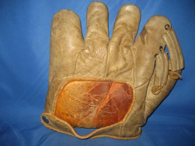 Wilson Victoria 145 Back - Mexico